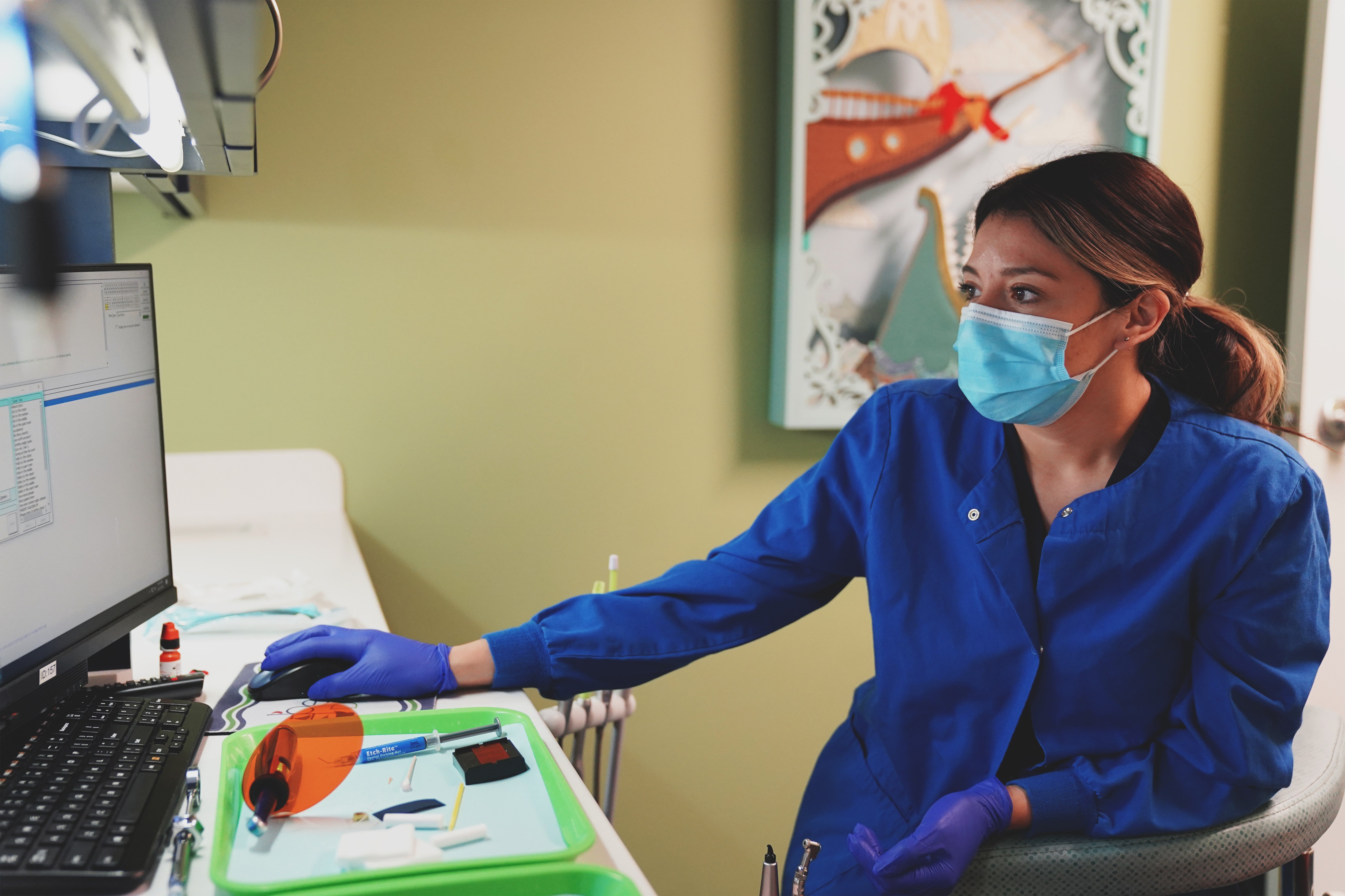 4 ways to get dental patients to pay their balance soon after treatment